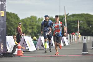 BIB: 
                            <button type="button" onclick="openModal(4942305)" class="btn btn-primary btn-sm float-right btn-popup" data-toggle="modal" data-target=".modal-high-quality">
                        <i class="fas fa-shopping-cart"></i> Add to Cart
                    </button>
                                            <button type="button" onclick="isThisMe(4942305, true)" class="btn btn-success btn-sm float-right btn-popup btn-isme hidden" data-toggle="tooltip" data-placement="bottom" title="นี่คือรูปของคุณใช่ไหม คลิกที่นี่เพื่อเอาเข้าอัลบั้ม">
                        <i class="fas fa-plus"></i> Add to album
                    </button>
                    <button type="button" onclick="isThisMe(4942305, false)" class="btn btn-warning btn-sm float-right btn-popup btn-isnotme hidden">
                        <i class="fas fa-ban"></i> Remove from album
                    </button>